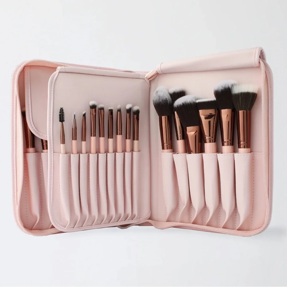 ✨ Luxie 30 Piece Rose Gold Brush Set